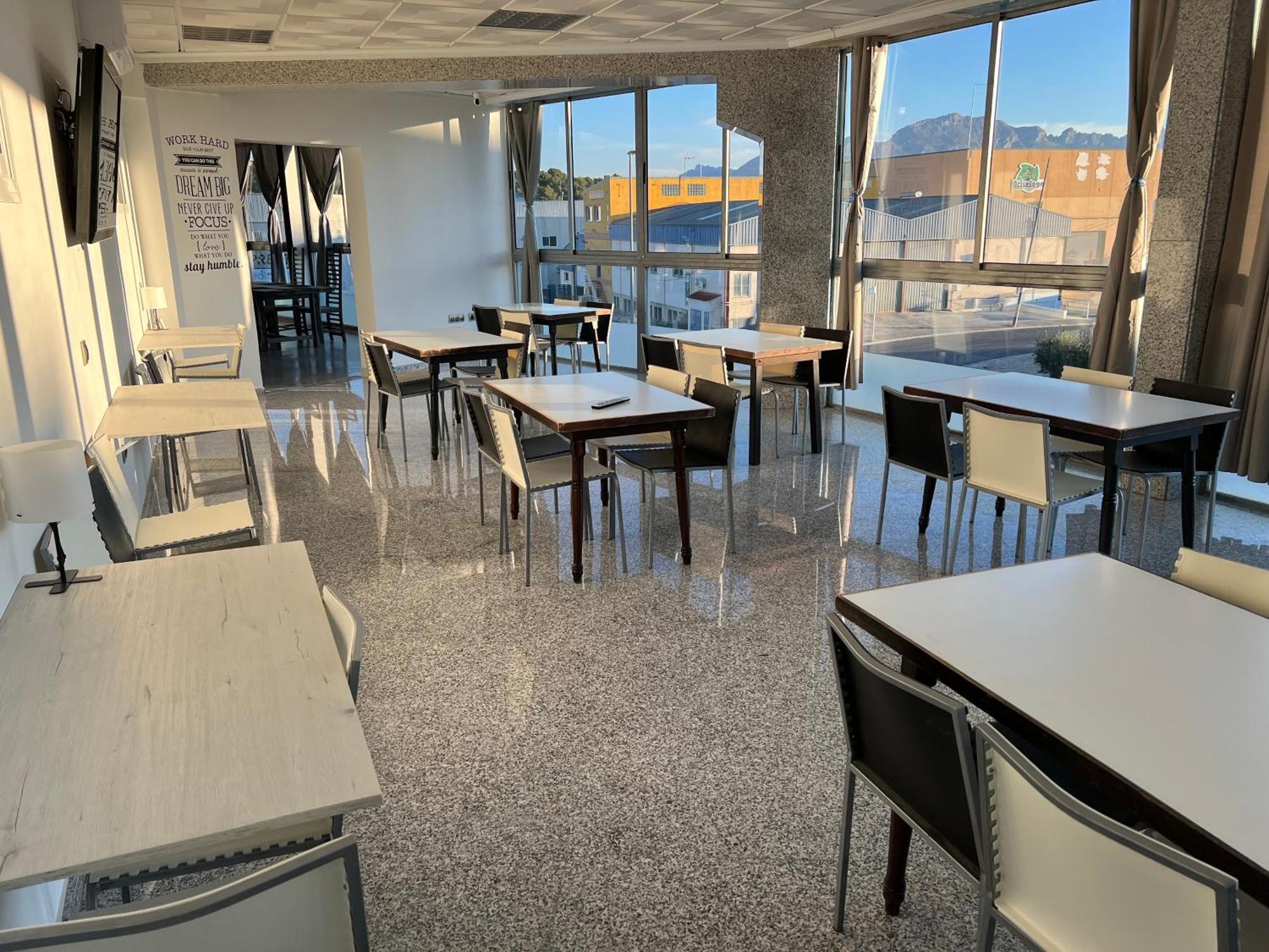 Hostal Kaizen La Nucía المظهر الخارجي الصورة