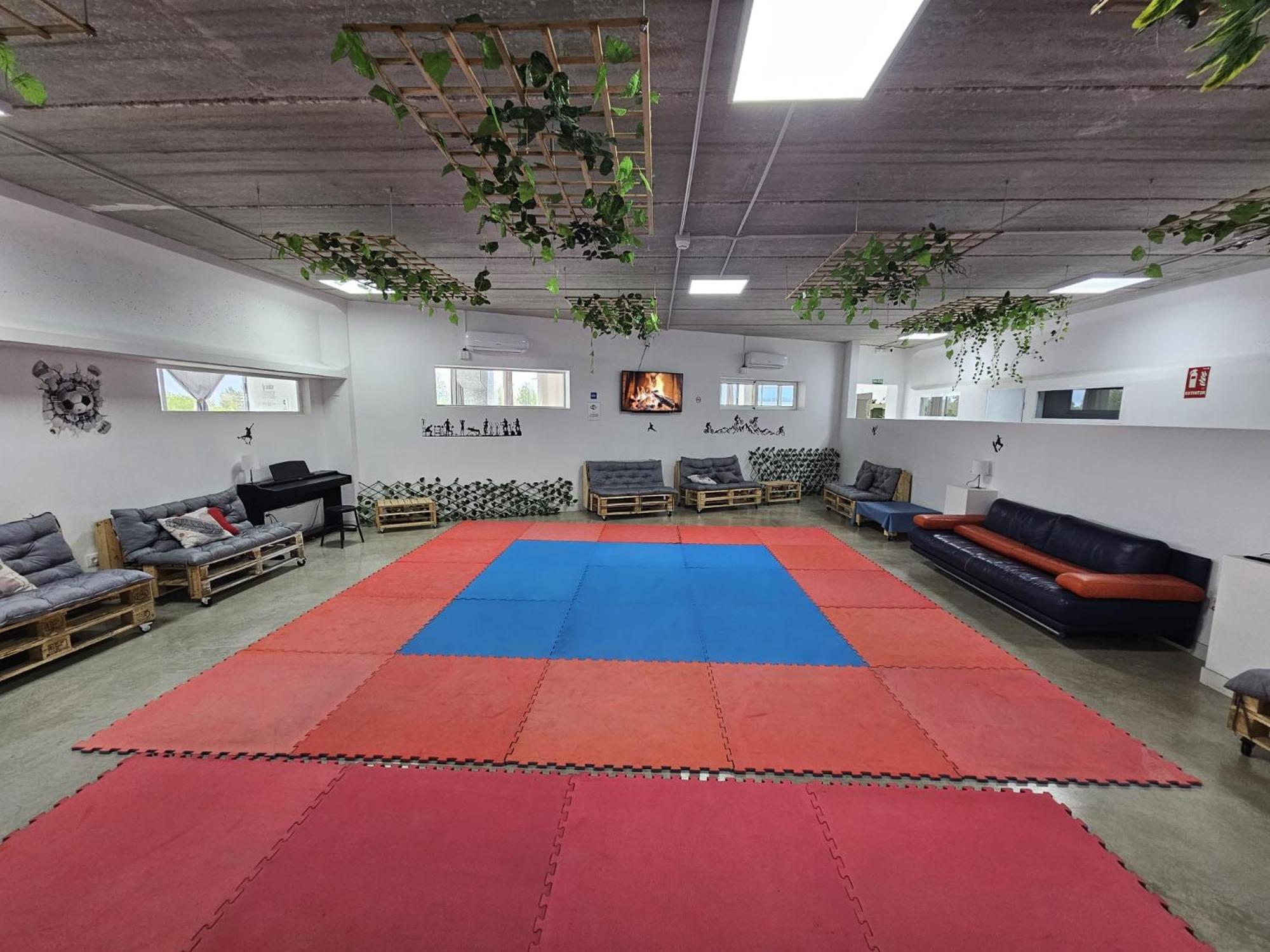 Hostal Kaizen La Nucía المظهر الخارجي الصورة